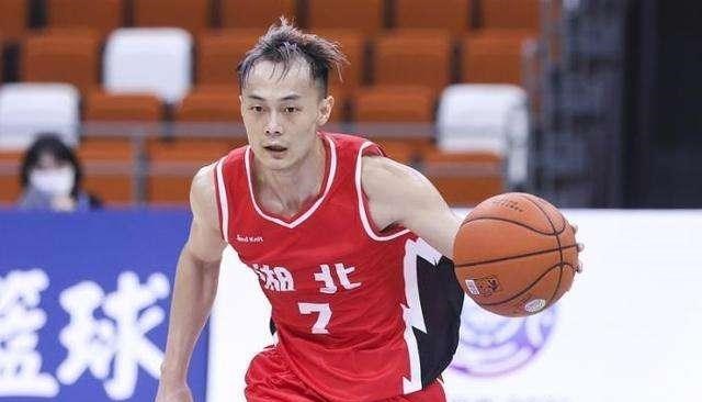 汤杰|CBA多队着手引援，宫鲁鸣签约四川夺冠功臣，朱芳雨拿下国青主力