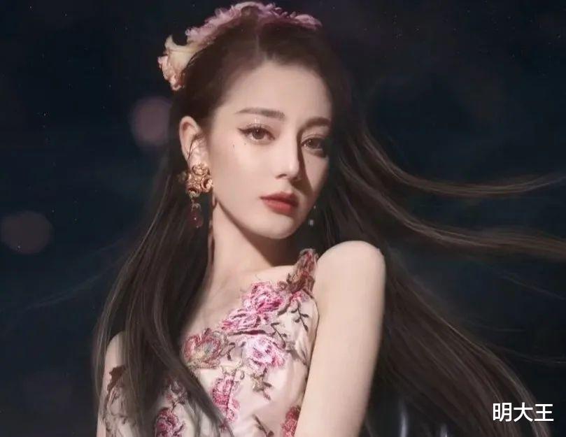 白举纲|顶流艺人复苏,从今年金鸡奖开始,肖战、迪丽热巴等均在邀请之列