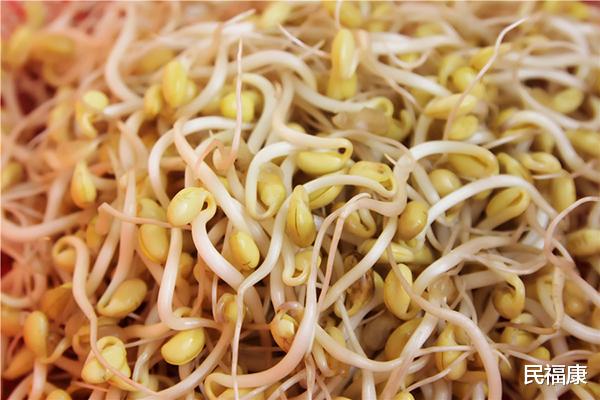 蔬菜|有3种蔬菜不适合甲状腺患者吃，对结节不友好，饮食调理不容忽视