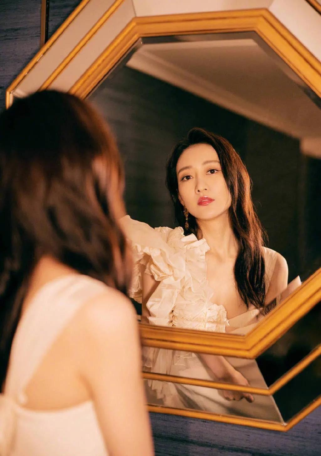 王鸥|王鸥，39岁至今单身的她，美出新高度