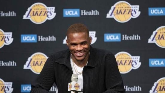 威斯布鲁克 威少首谈被交易！我们沟通过，湖人太特别，只是在这未必呆得久！