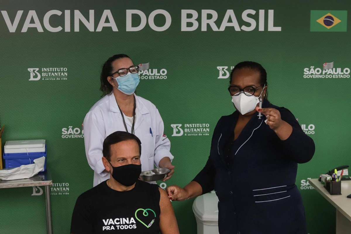 中國疫苗沒效果？巴西傳來好消息，整座城市接種後，結果真香瞭-圖5