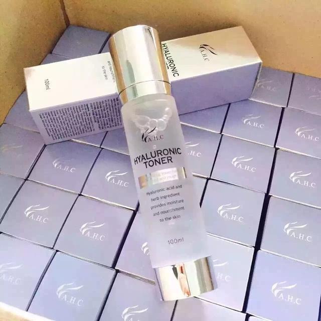 老吴潮鞋|清爽型的爽肤水推荐：温和补水控油，让脸上的每一寸肌肤不干不油