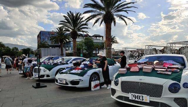 行星秘闻|才1年多,那些摆地摊的人,如今去哪了?地摊经济哑火,有3大原因