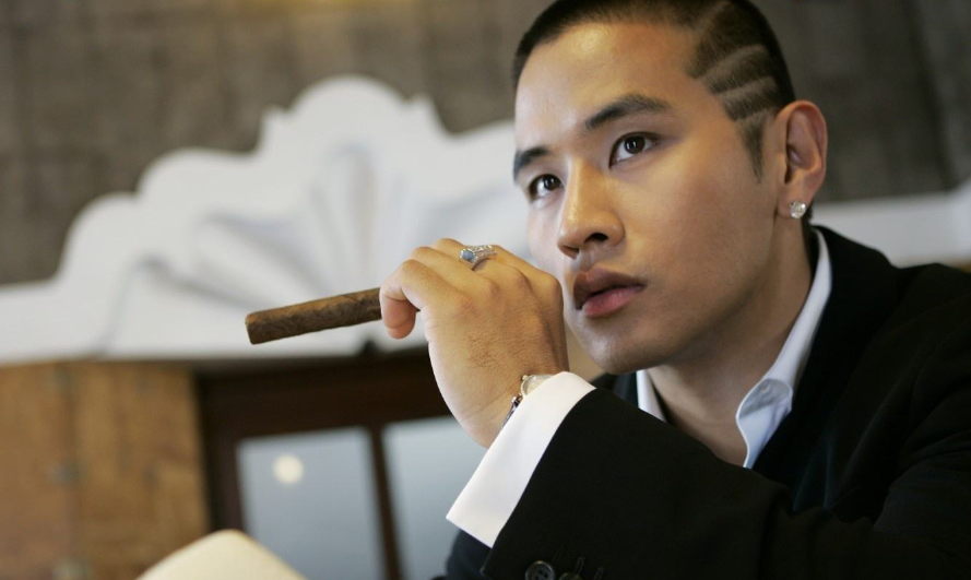 国籍|当红明星因加入了美国籍，遭祖国永久性封杀，而且终生不得入境！