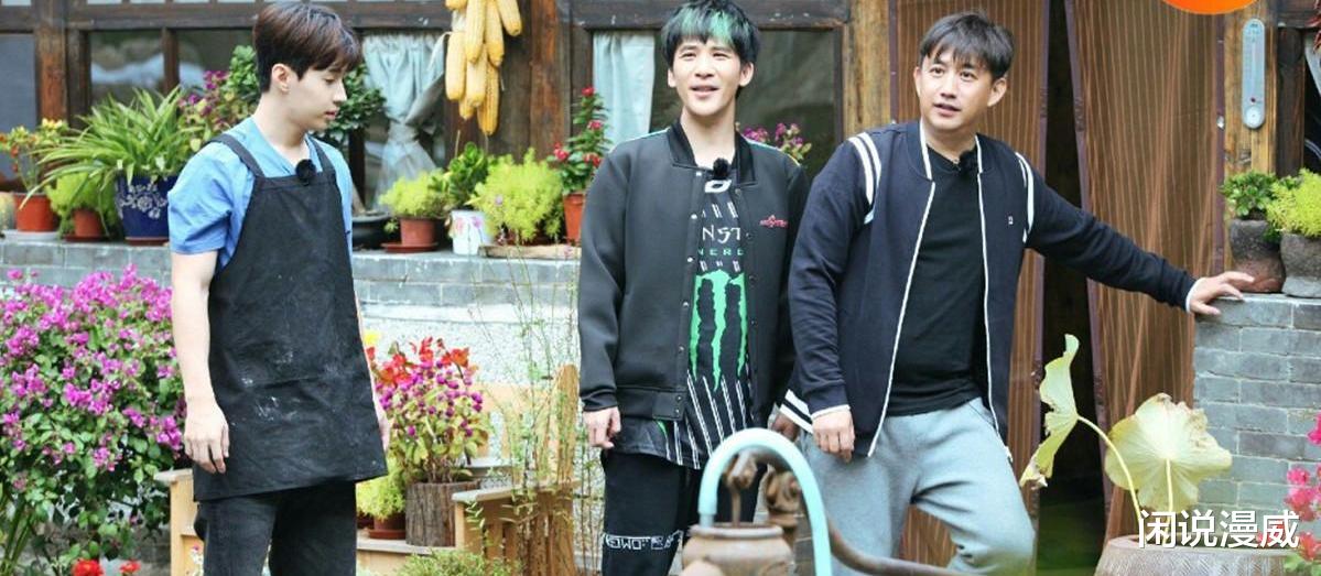 司藤|《向往的生活》未播先惹争议，黄磊强塞两人进组，何炅偏爱彭昱畅