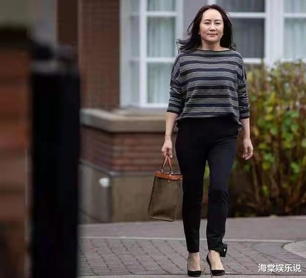 穿衣搭配|孟晚舟换新发型少女感十足！细眉弯弯如月亮，庭审现身眯眼笑好甜