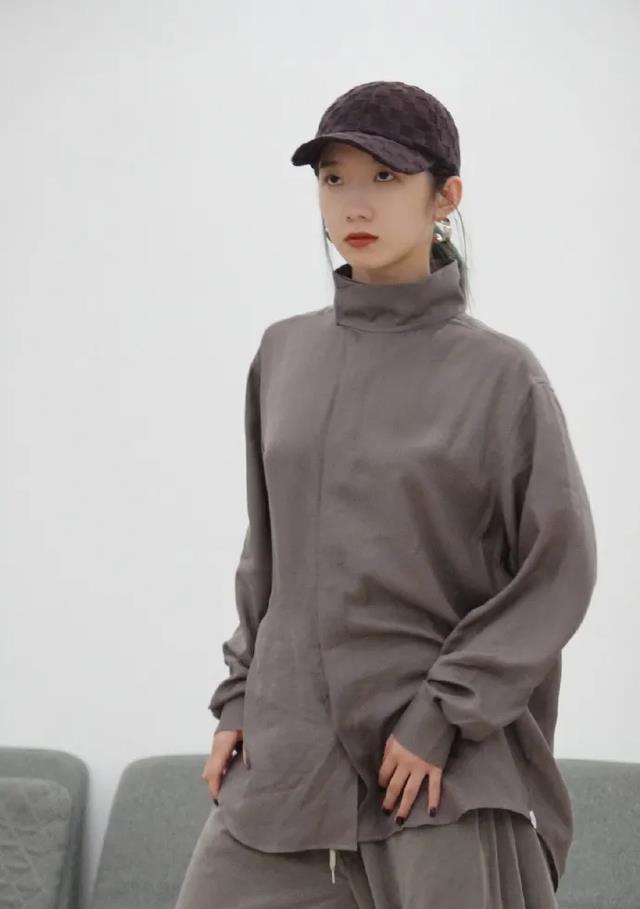 面朝黄土 孟美岐方否认做小三，称聊天内容片面，粉丝：孟美岐不可能看上他