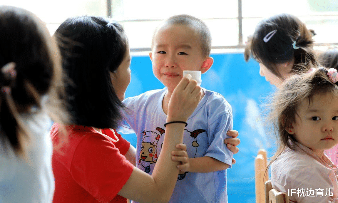 IF枕边育儿|9月初入幼儿园的必备指南，即将上幼儿园孩子的父母请惠存