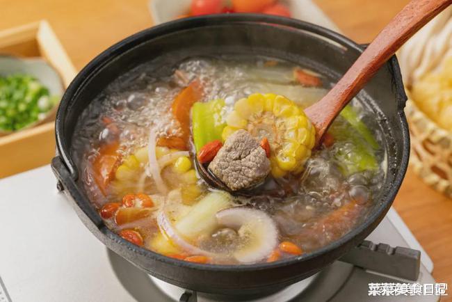 羊肉|一到冬天就手脚冰冷，这菜女生得多吃！滋补养生又鲜嫩！