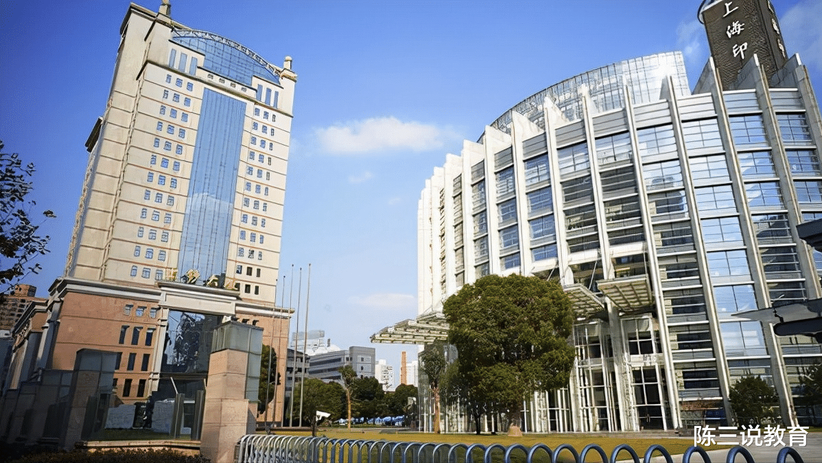 国企|又一国企招聘，正式编制，月薪9000起，六险二金，往届和应届可报