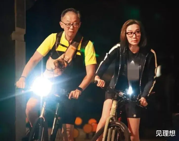 情侣|51岁名媛与七旬富商过夜？深夜出去约会，首次回应未否认恋情！