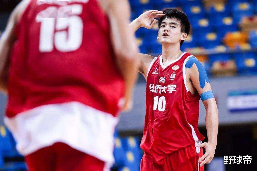 選秀|第7順位被選中，力壓張寧！卻被派去打3人籃球，還不如放他走呢！