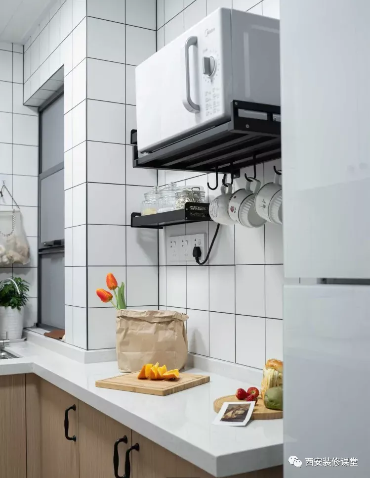 95m2两房变三房，婚房挤出单独书房