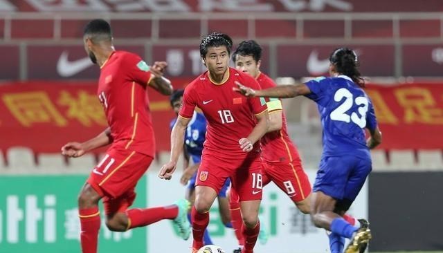 幻女姬 迎战阿曼!预测国足阵型及首发11人,锋线有争议,CCTV5进行直播