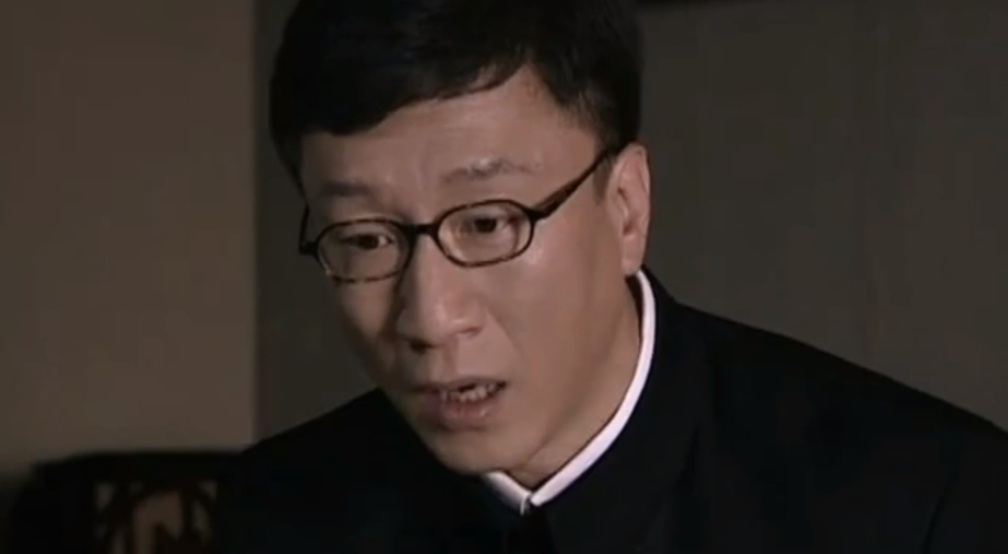 孙红雷|孙红雷新剧表现多绝？嘴塞棉花，脖子戴链锁进狗笼，央视点名表扬