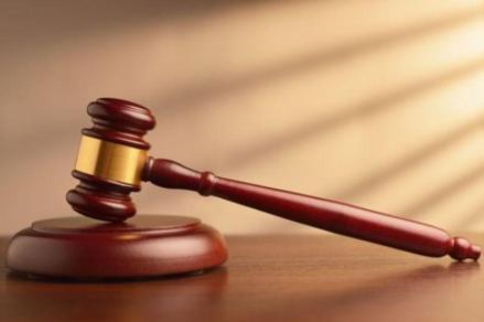 男子与前女友发生关系被抓,女子:以前我是自愿的