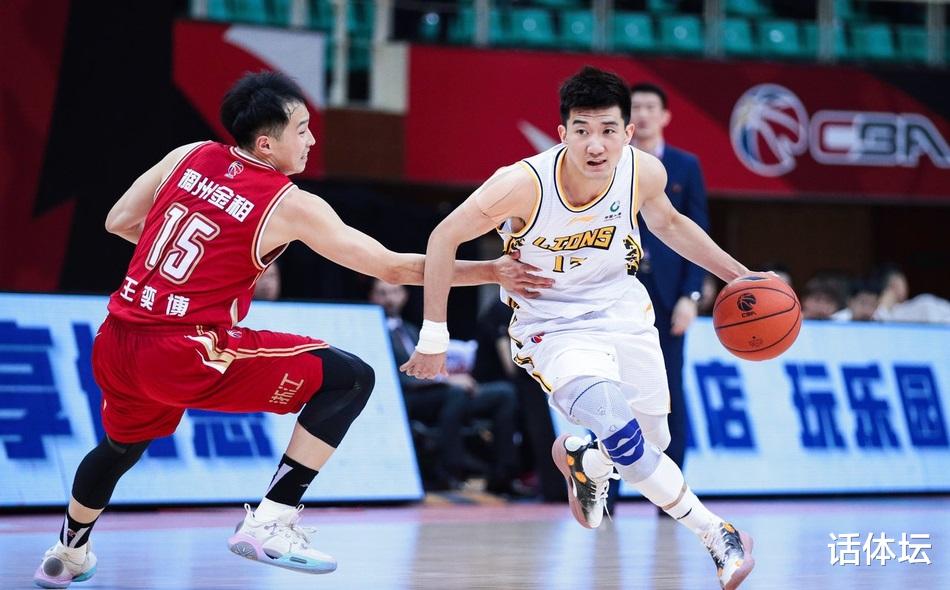 C羅|3大階段、29分反轉(zhuǎn)，造就CBA經(jīng)典德比，央視稱贊：將載入史冊！