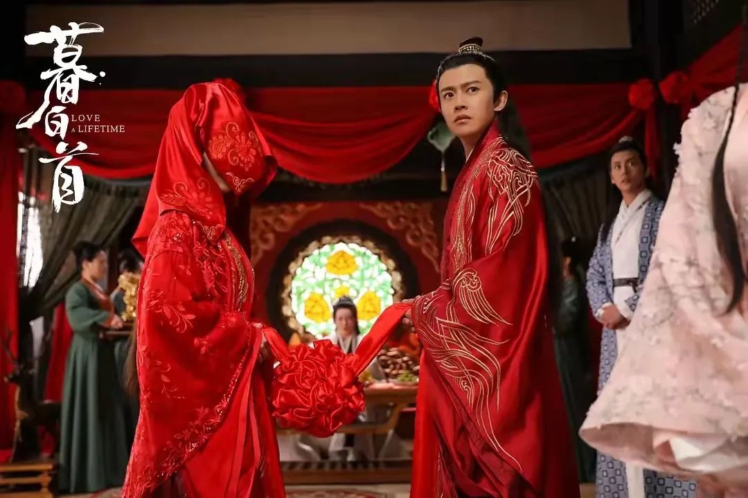 任嘉伦|任嘉伦“大婚照”被吐槽？粉丝爆照力证：不愧是古装造型的天花板