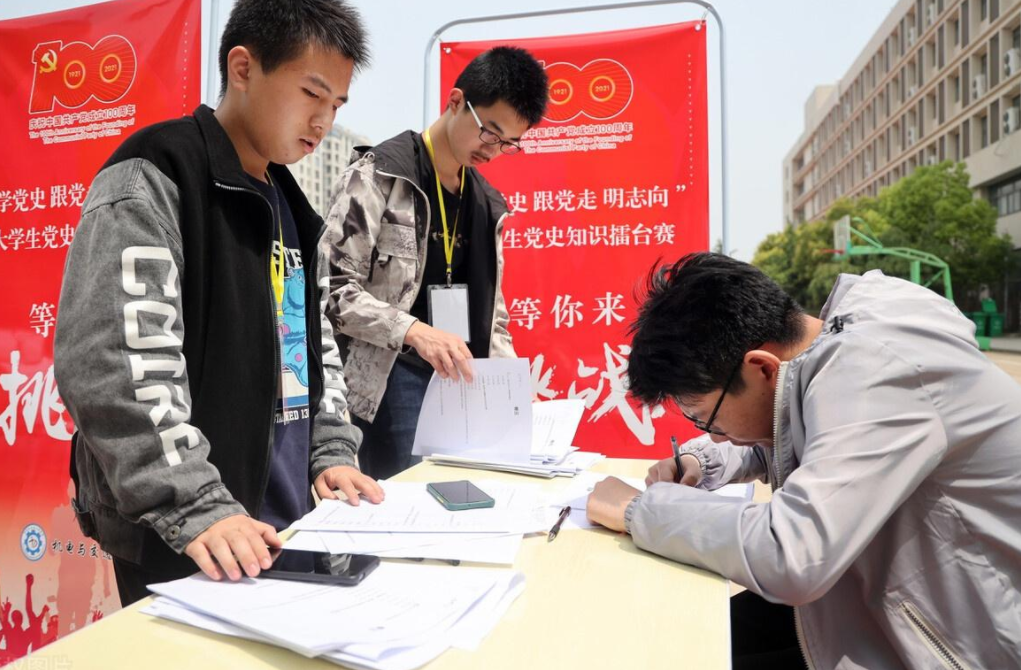 大学|460分考生深情自述，宁愿上专科不上本科，是真的糊涂了吗