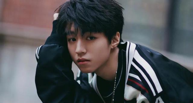 王鸥|小八卦，刘浩存，朱正廷，王鸥，唐艺昕，辣目洋子