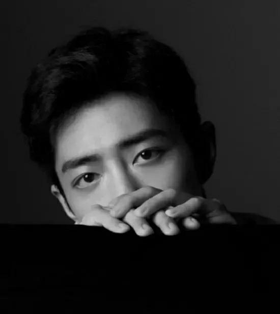 跨年晚会|肖战不参加跨年晚会，有人在卖力地表演脱粉大戏了！