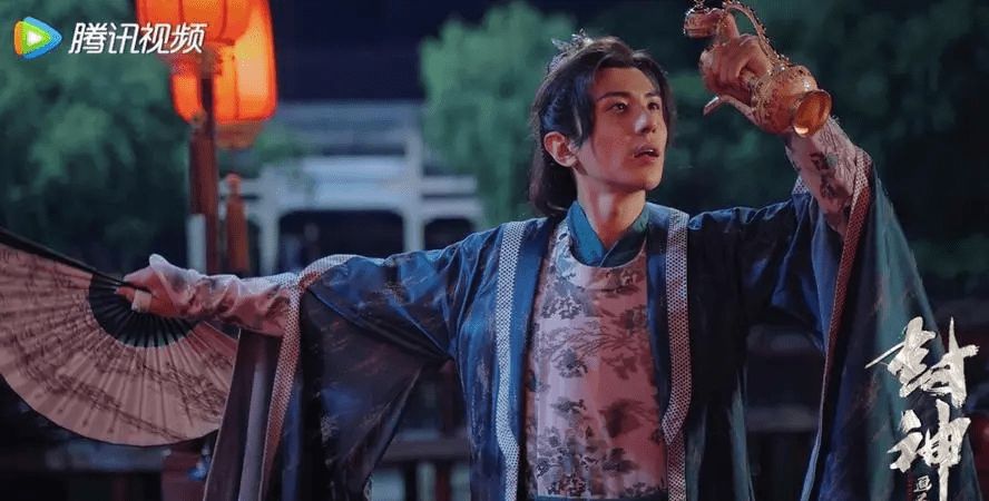 吴道子|网大版《封神》上映，女主“裹着几块布”秀身材，又毁了一部经典