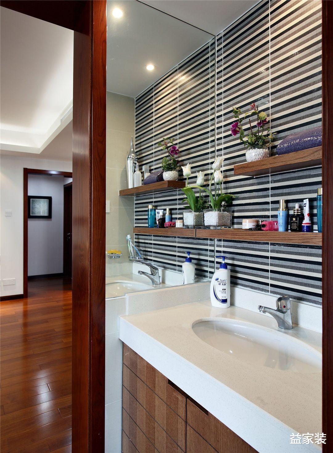 益家装 三室格局却有六室的容量，把收纳做到极致，让空间释放更多魅力