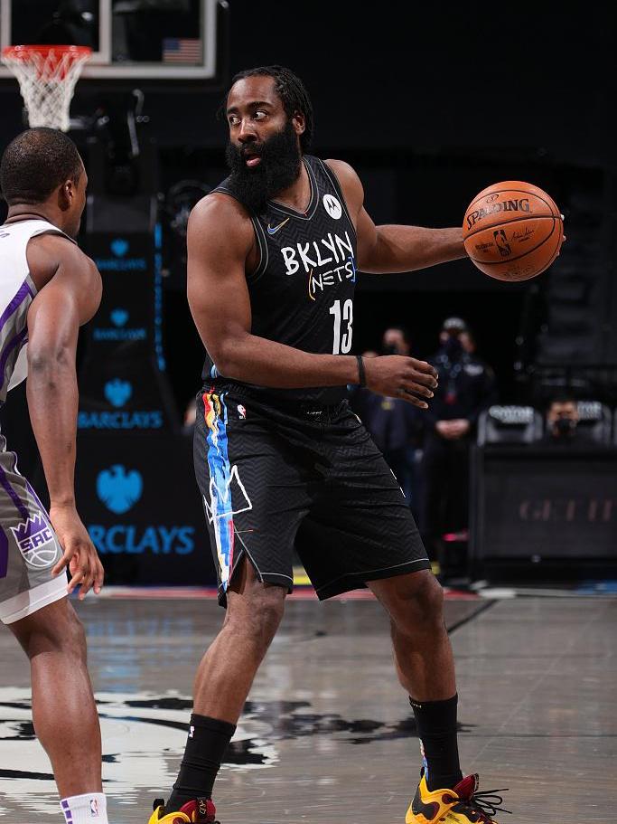 詹姆斯·哈登|9球29+14+11！哈登爆砍三双，欧文虎头蛇尾，布朗29分成内线硬核！