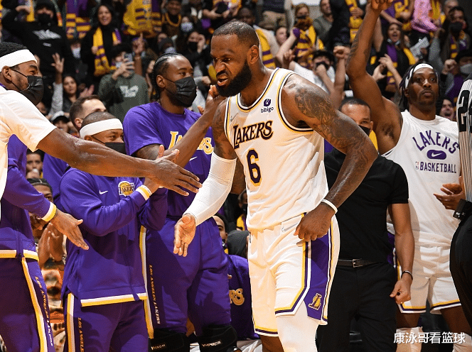 尤文圖斯|常規(guī)賽+季后賽+全明星+圣誕大戰(zhàn)，全部的得分王都被詹姆斯承包了