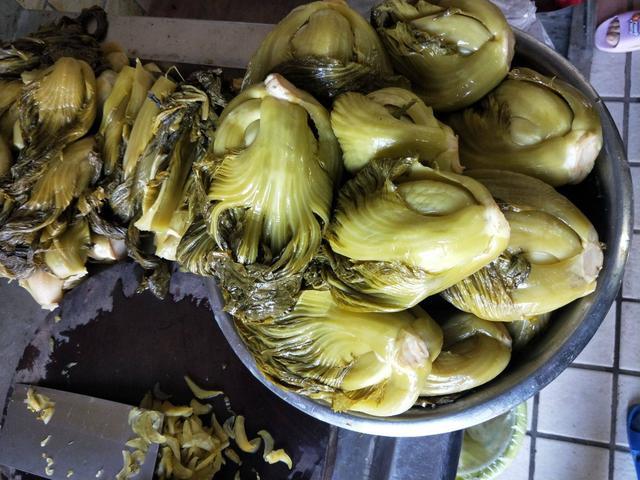 脂肪肝|患上骨质疏松不能吃花生?提醒:想养骨,平时尽量避开2类绿色菜