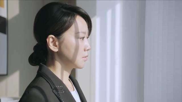 秀出新天地 27个亿？被老公坑的闫妮要如何补窟窿？《突围》里的职场真相残酷