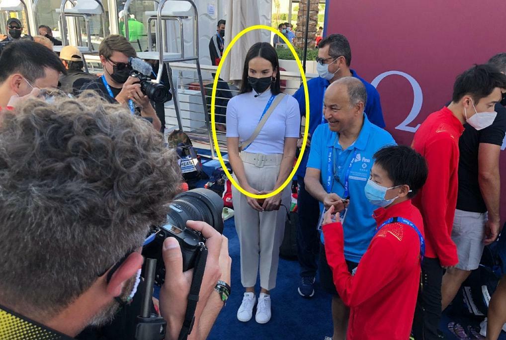 |婵妹的爸爸直播玩得溜！收获一大批粉丝，但也带来了甜蜜的苦恼！