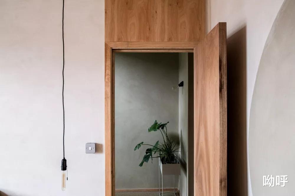 如何拯救大白墙?