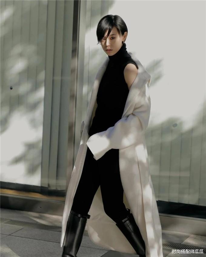 时尚搭配师瓜瓜|“阔腿裤”过时了，今夏火的是“鲨鱼裤”，时髦显瘦，明星都在穿
