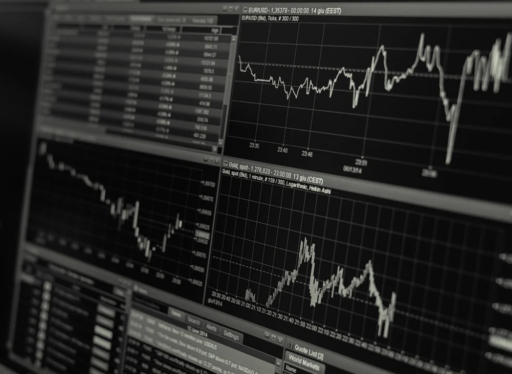 萱爸育儿经|大学专业趣味解读来袭：会计学生能炒股，考古学生会鉴宝