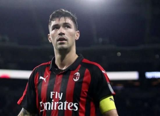 皇家马德里 皇马迎来夺冠拼图！昔日核心成交易筹码，截胡巴萨一举两得