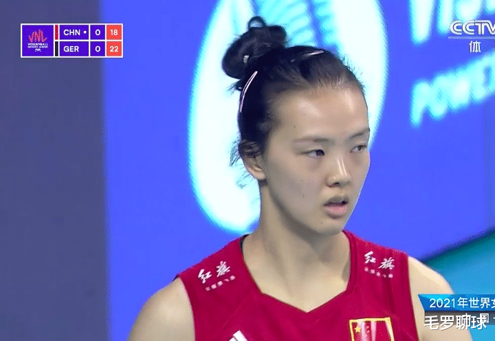 郎平|中國女排單局遭5-0吊打，世界冠軍業(yè)余失誤，郎平黑臉，央視狠批