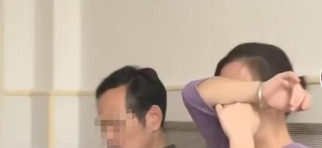 她有4个女儿,老四照顾她32年,她把房子给了老二,给老四1000块钱