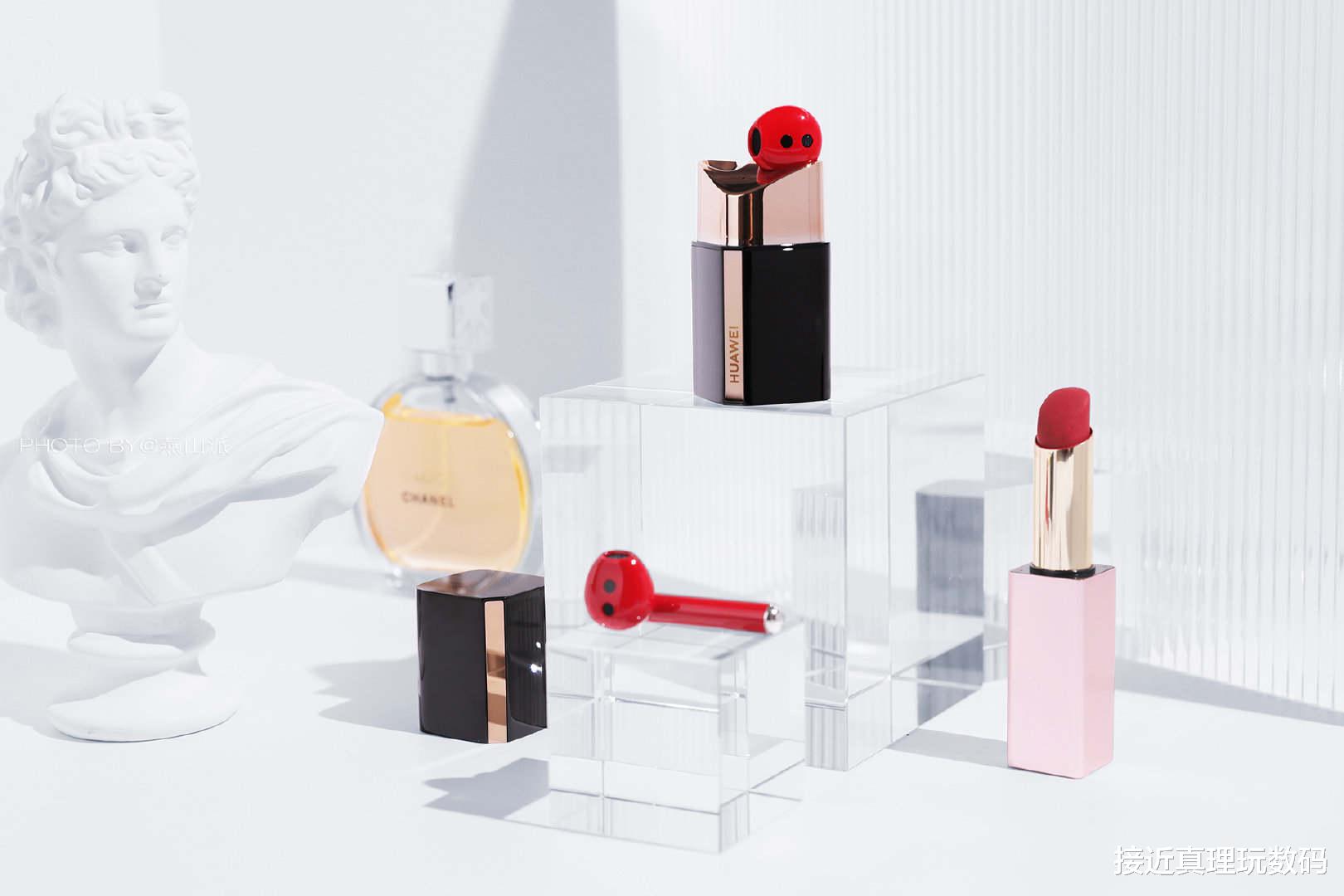 数码产品|数码产品设计太直男？那是没细心选，比如vivo、华为这几款就不错