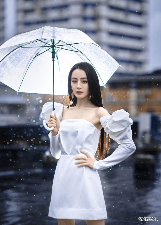 御赐小仵作|迪丽热巴新剧杀青后再传好消息，维权胜诉获赔6万元