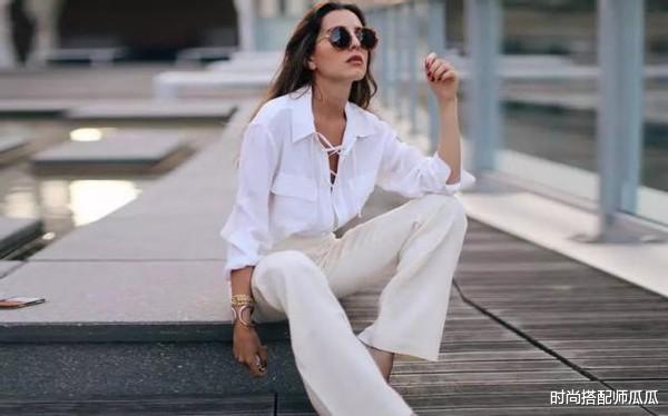 穿衣搭配|?早春职场穿搭,还数44岁袁泉最霸气,她的气质和穿搭还真无对手