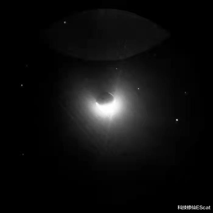 月球 月球竟在地球大气层里面？你以为到了外太空，其实还在大气层！