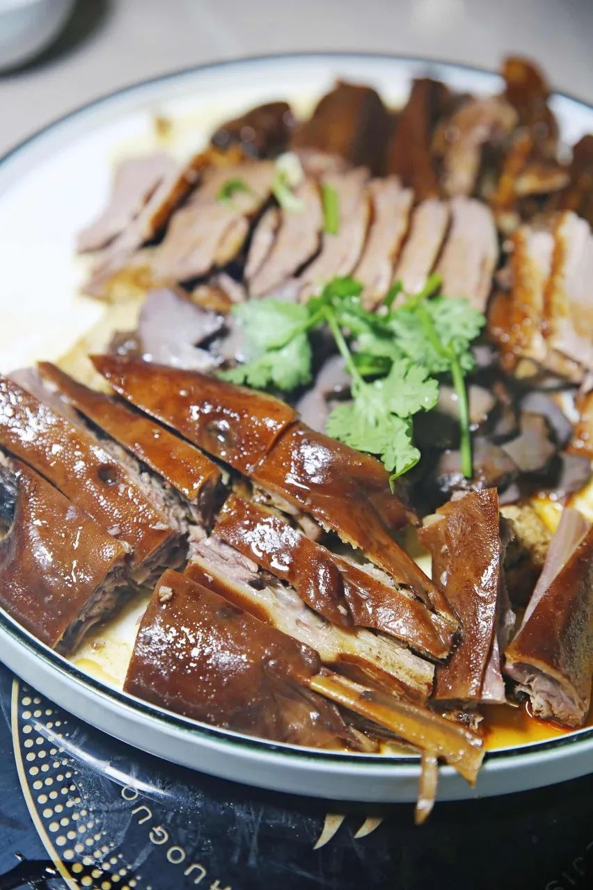 |征服谢霆锋、杨千嬅的美食小城，火在国外，国内却无人知晓，这座小城该火了