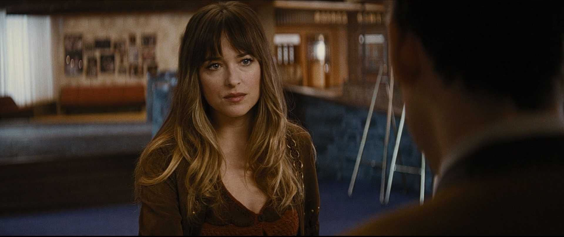 皇家酒店谋杀案|雷神演绎R级惊悚神作，《皇家酒店谋杀案》，色彩瑰丽，场景迷人