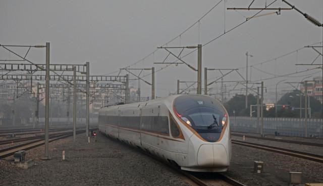 林同学的日志 今年过年该怎么回家，要不要留在厂里加班？专家这样说！