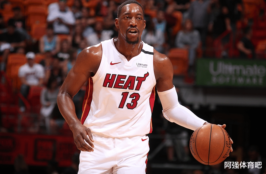 詹姆斯·哈登|现役球员单打能力排行，库里一档，威少比尔四档，哈登联盟第一