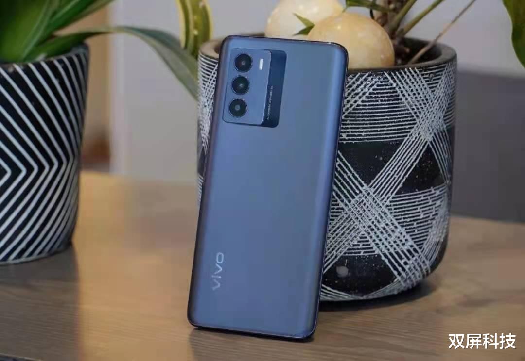 vivo|骁龙778G+120Hz屏+5000mAh,跌至1499元,vivo售价也亲民