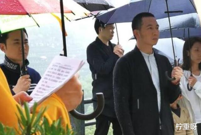 柠重呀 细思极恐!林生斌曾发自己唱歌视频,背后人物为何是某组织成员