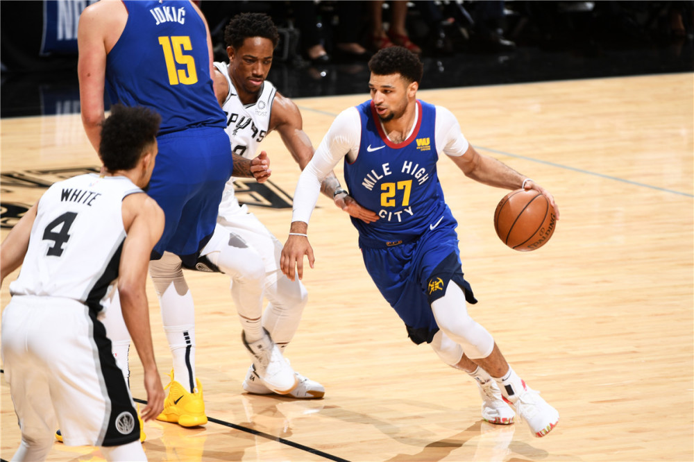 那些你很冒险的梦|16年的状元西蒙斯拿到1.7亿的合同，同届的榜眼和探花呢？